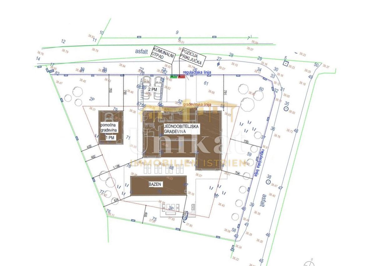 Casa di lusso a 2,5 km dal mare
